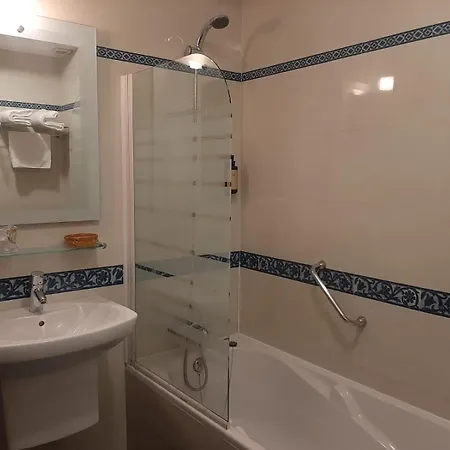 Hotell Gbc Celta A Guarda